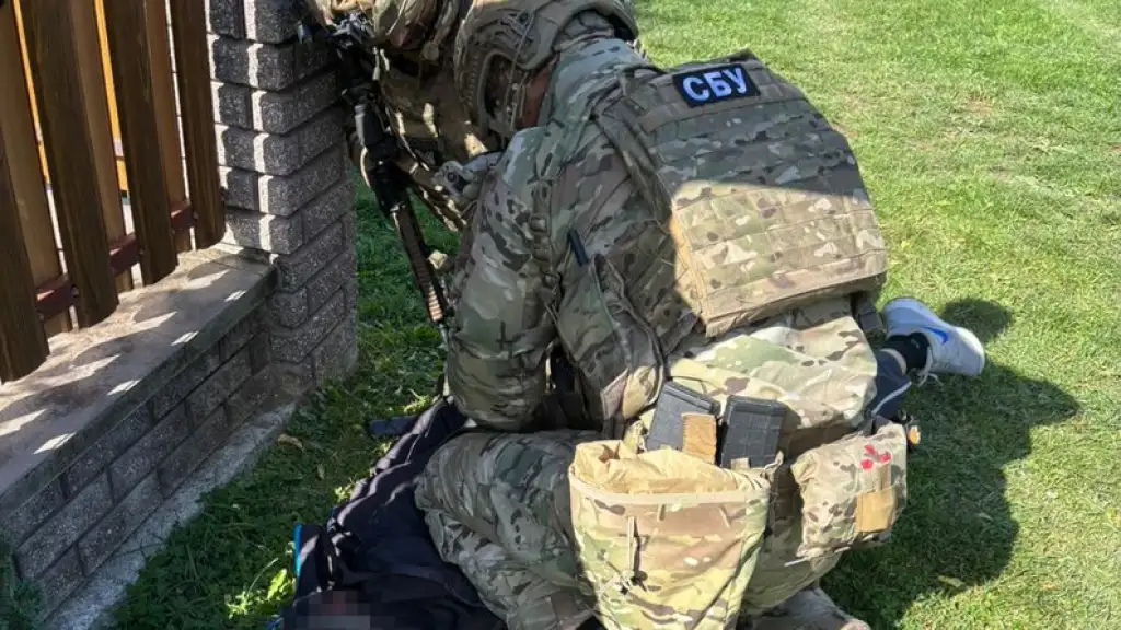 Посадовців “Верховинського” нацпарку підозрюють у переправленні ухилянтів через Карпати