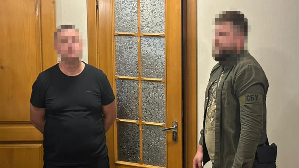 На Прикарпатті затримали групу, яка переправляла чоловіків за кордон під виглядом водіїв міжнародних перевезень