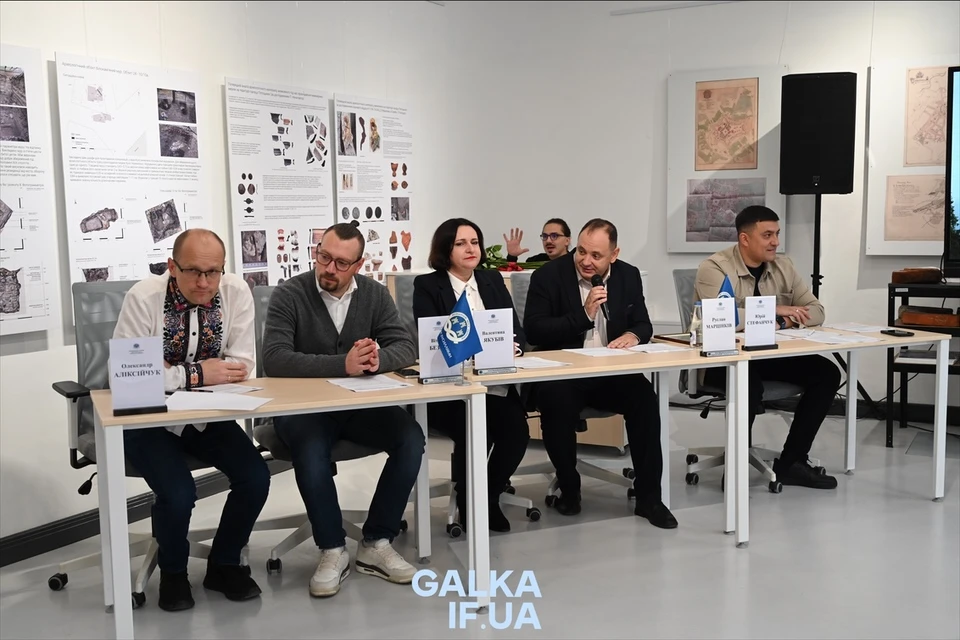 У Франківську обговорили формування Держбюджету-2026 та виклики для малих громад