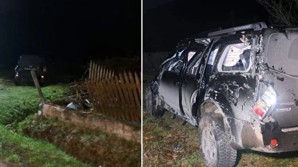 На Івано-Франківщині Nissan врізався в огорожу та зупинку і перекинувся: двоє людей у лікарні