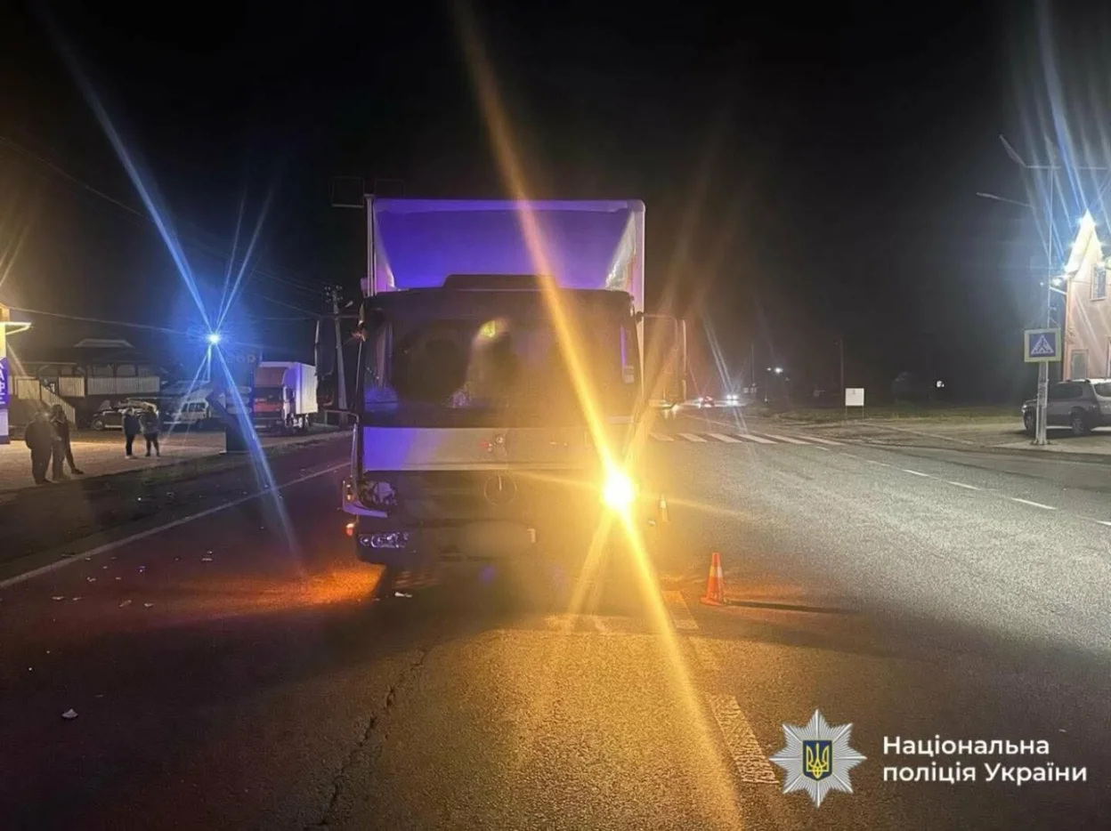 Поліція з’ясовує обставини смертельної ДТП у Крилосі, де загинула пішохід
