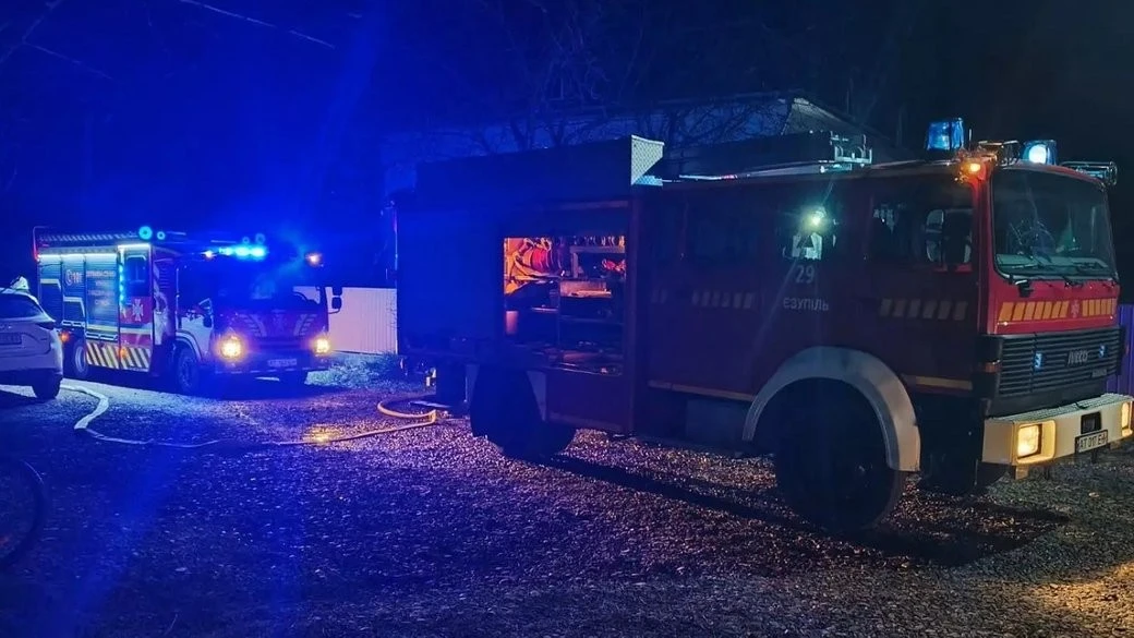 Дві трагедії за один вечір: на Прикарпатті в пожежах загинули чоловіки