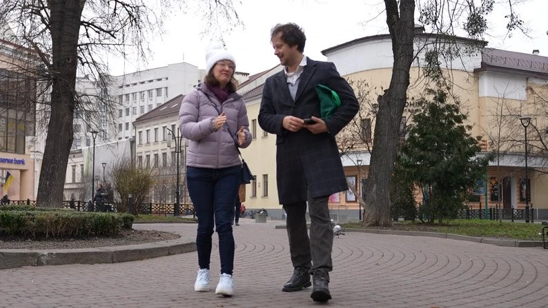 Від Нової Зеландії до Івано-Франківська: історія волонтерки, яка приїхала допомагати українським військовим