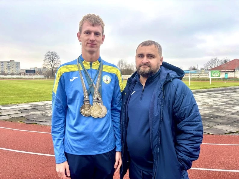 Три медалі, орден і плани до 60 років: історія Назара Левицького після тріумфу на Дефлімпіаді
