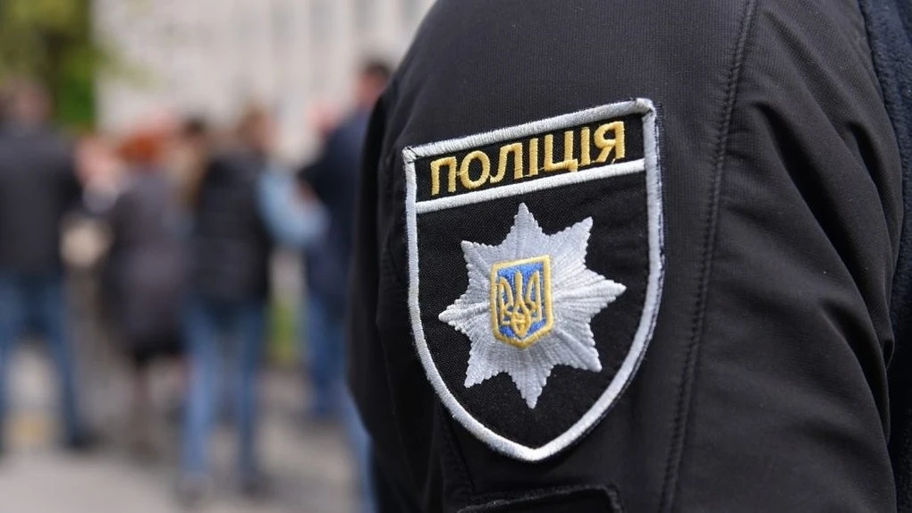 У центрі Івано-Франківська жінка поранила ножем дитину та дорослу