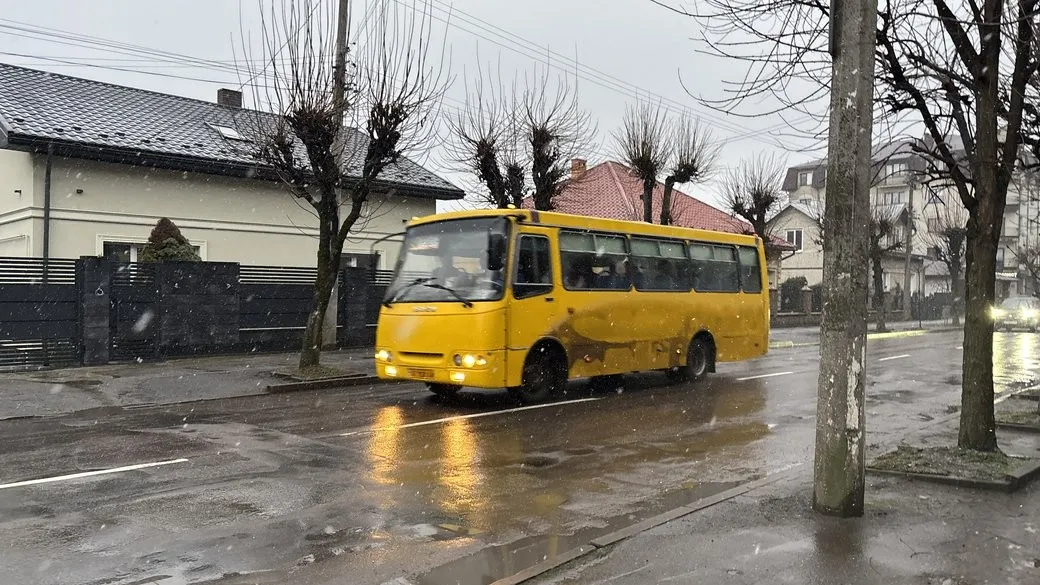 Проїзд по 15 гривень: у Коломиї затвердили нові тарифи на громадський транспорт