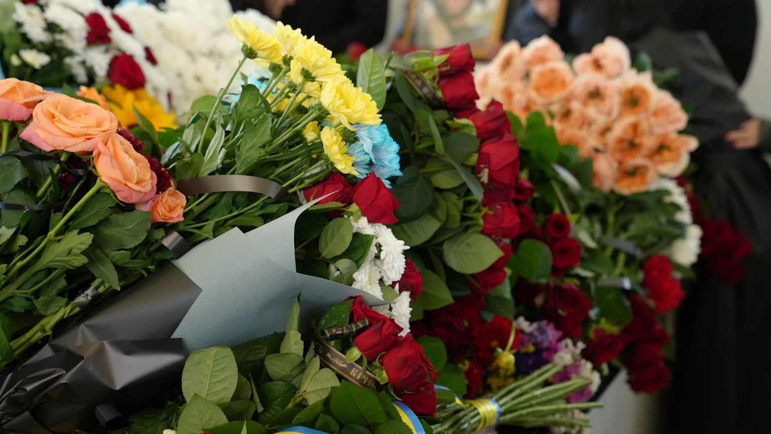 Івано-Франківськ вшановує своїх героїв: понад 200 загиблих у війні 2025 року