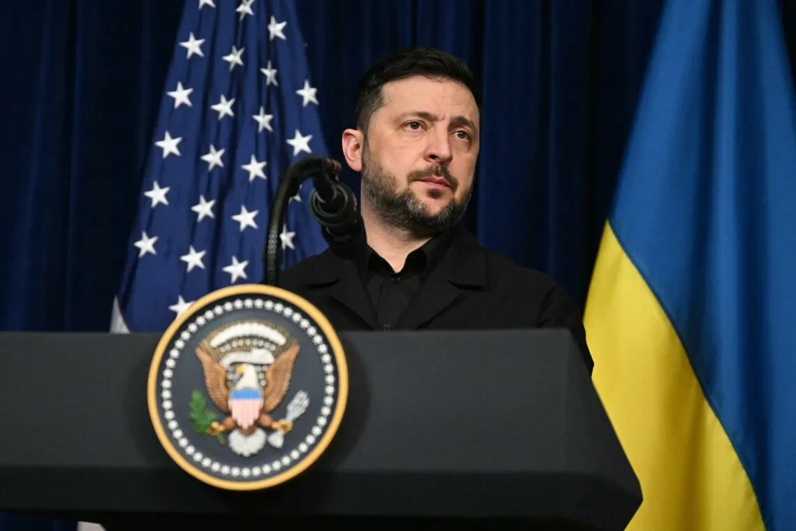 Зеленський про мирні переговори: Україна не може відмовитися від власних територій