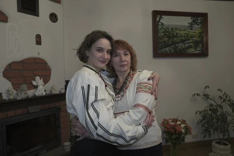 Від «Парової машини» до медбатальйону: історія Ярини Квасній, яка змінила сцену на фронт