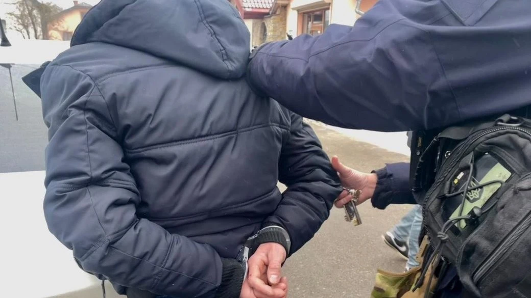 У Богородчанах затримали підозрюваного в нічному пограбуванні