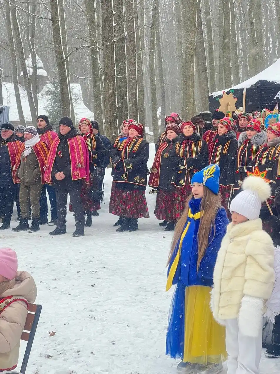 Різдвяна магія у Крилосі: фестиваль “Коляда в музеї” зібрав сотні гостей