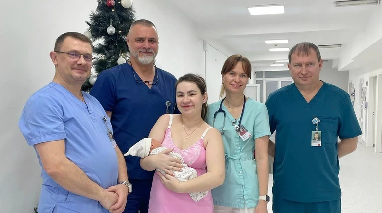 Лікарі Львова встановили рекорд, продовживши вагітність на 11 тижнів