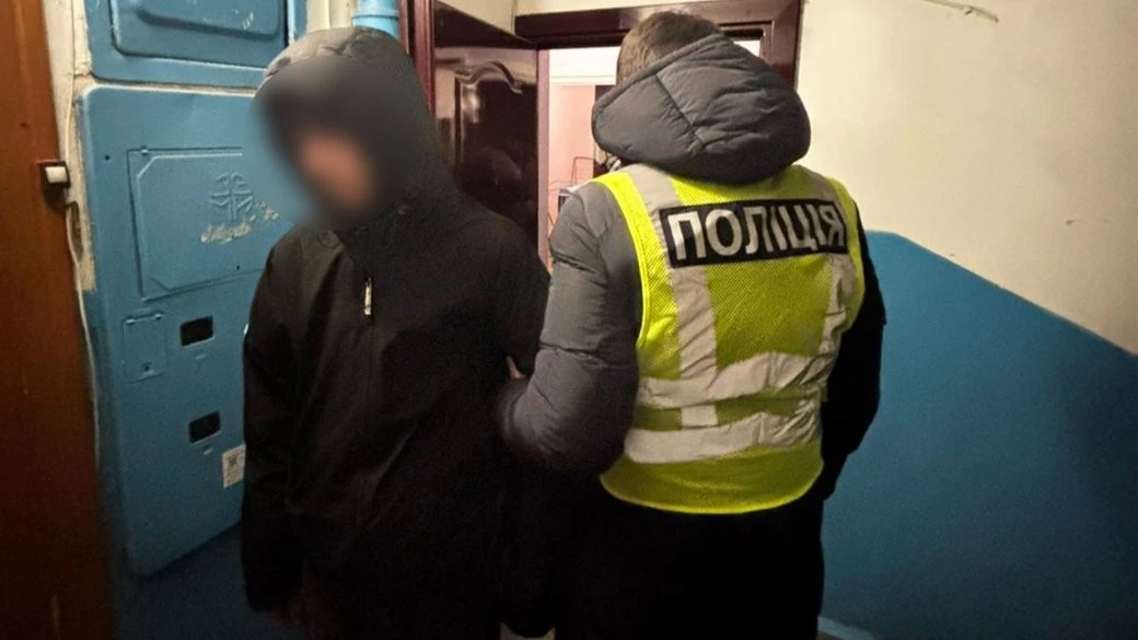 У Франківську двоє 14-річних підлітків жорстоко напали на безхатька