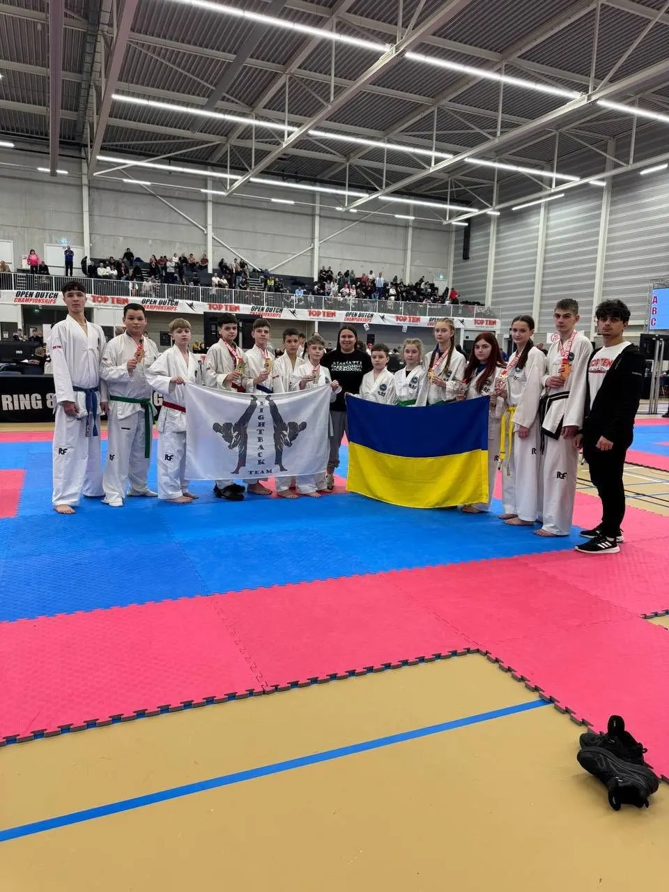 Карпатська мандрівка без кордонів: польський ведмідь заснув на Прикарпатті