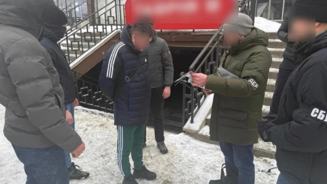 Викриття на Франківщині: посадовець ДСНС обіцяв “бронь” за тисячі доларів