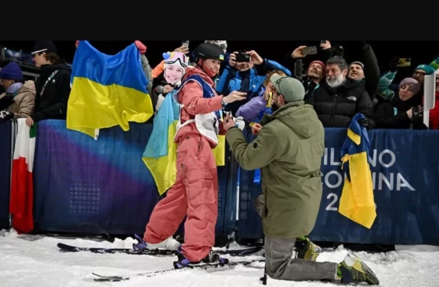 Фінал біг-ейру і пропозиція на очах трибун: особлива ніч українки на Олімпіаді-2026