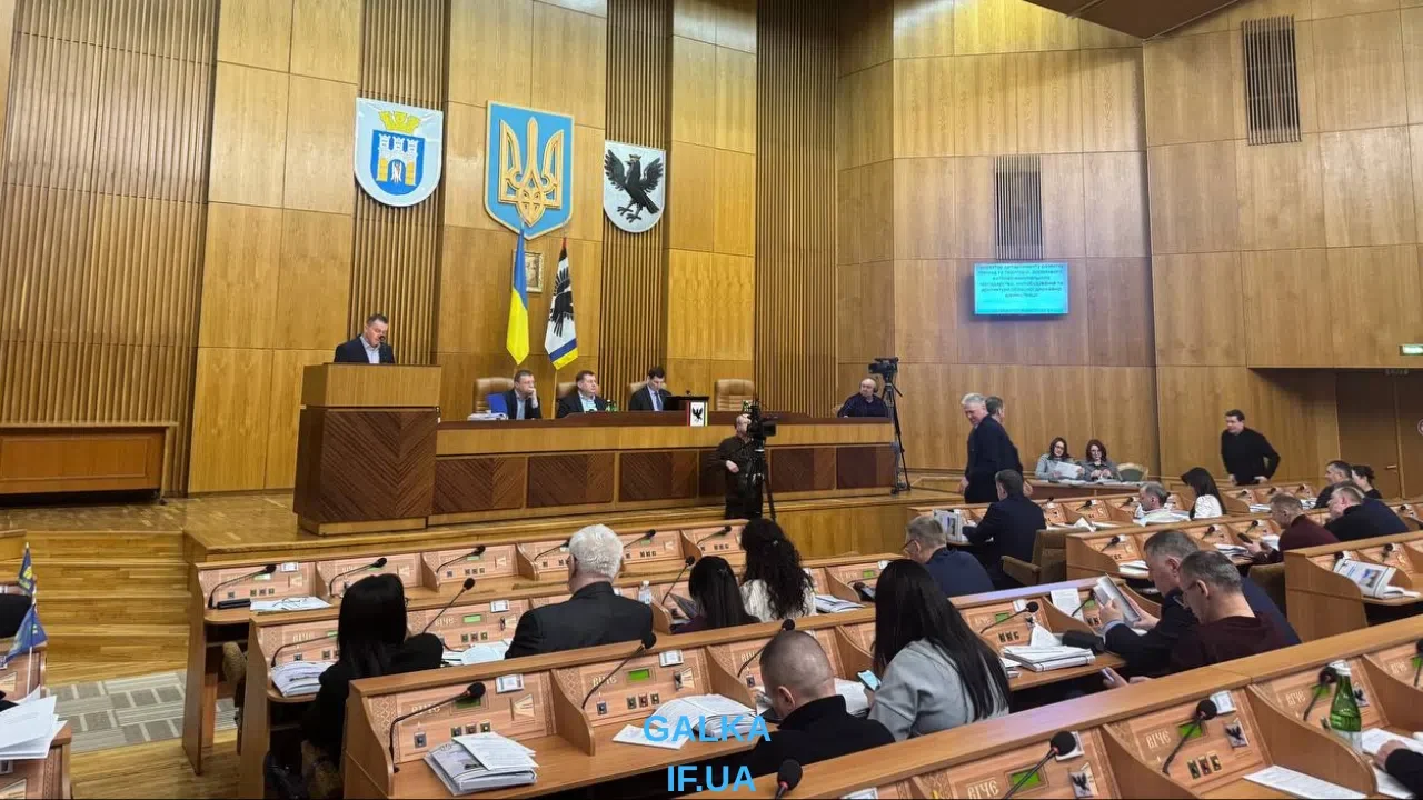 На Прикарпатті взяли курс на доступність: облрада підтримала програму безбар’єрності до 2030 року