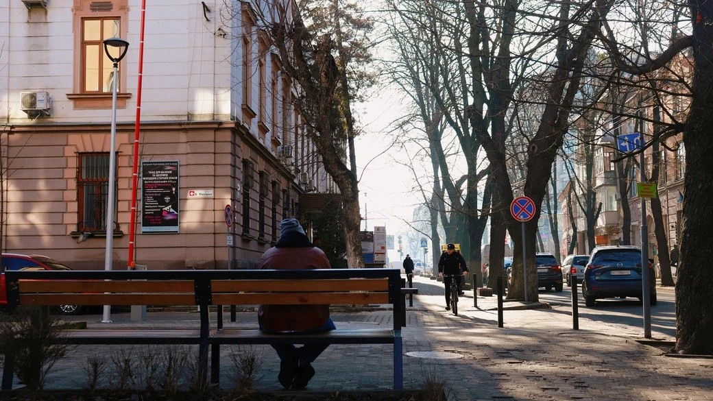 На Прикарпатті прогнозують теплий день без опадів і попереджають про лавинну небезпеку