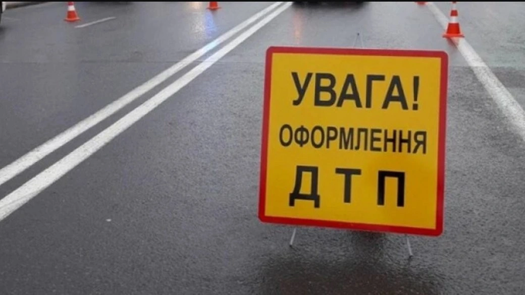 Трагічна ніч на Франківщині: у Делятині внаслідок аварії загинув неповнолітній мотоцикліст