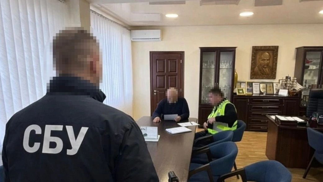 Схему з фіктивним працевлаштуванням ухилянтів викрили в депо на Прикарпатті