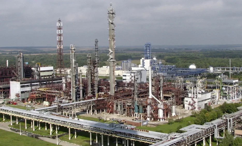 Ризик техногенної аварії в Калуші: ТОВ «Карпатнафтохім» втрачає контроль над небезпечними об’єктами
