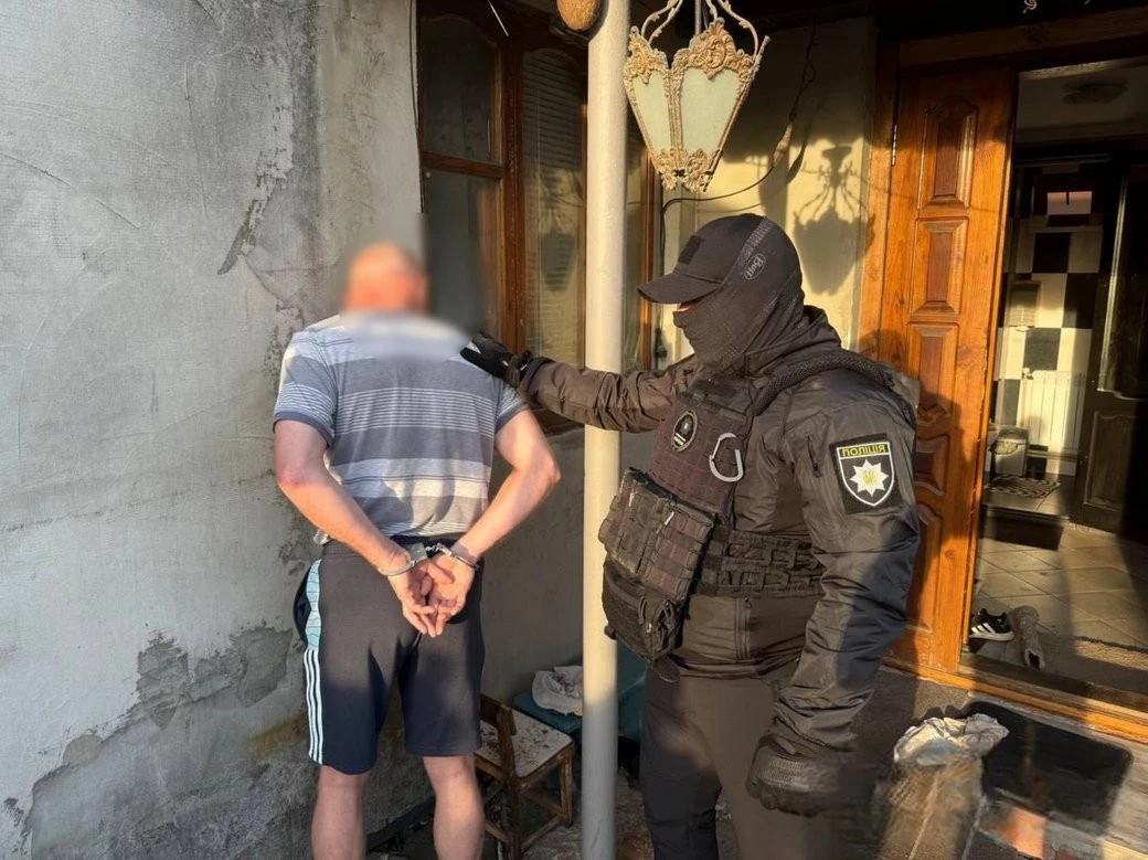 Понад 8 мільйонів гривень викрали з сейфа: на Прикарпатті розкрили зухвалий напад на бізнесмена