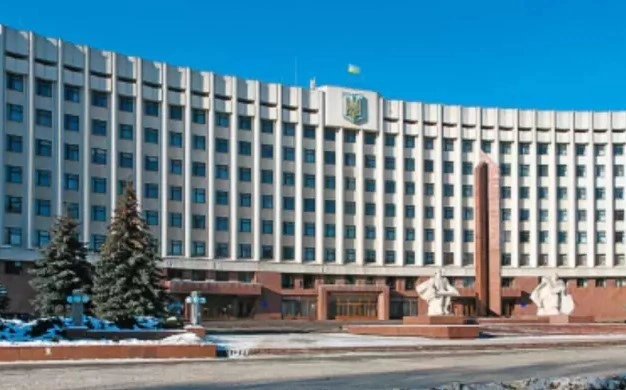 Масштабні обшуки у Франківську: посадовців мерії підозрюють у хабарництві