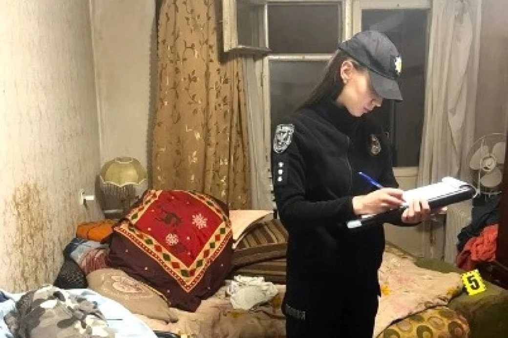 Смертельне застілля в Івано-Франківську: розбита скляна ваза стала знаряддям жорстокого вбивства