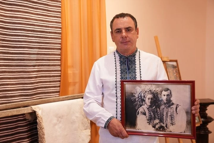 Світове визнання та сибірське заслання: історія космацького ремесла родини Гнатюків