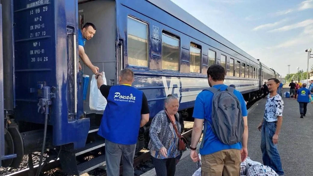 Прикарпаття прийняло нових переселенців із прифронтових регіонів: куди звернутися по допомогу